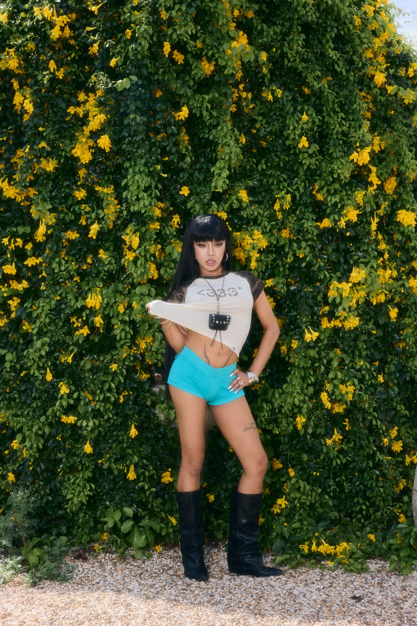 BADDIE / Camo Crop Tee