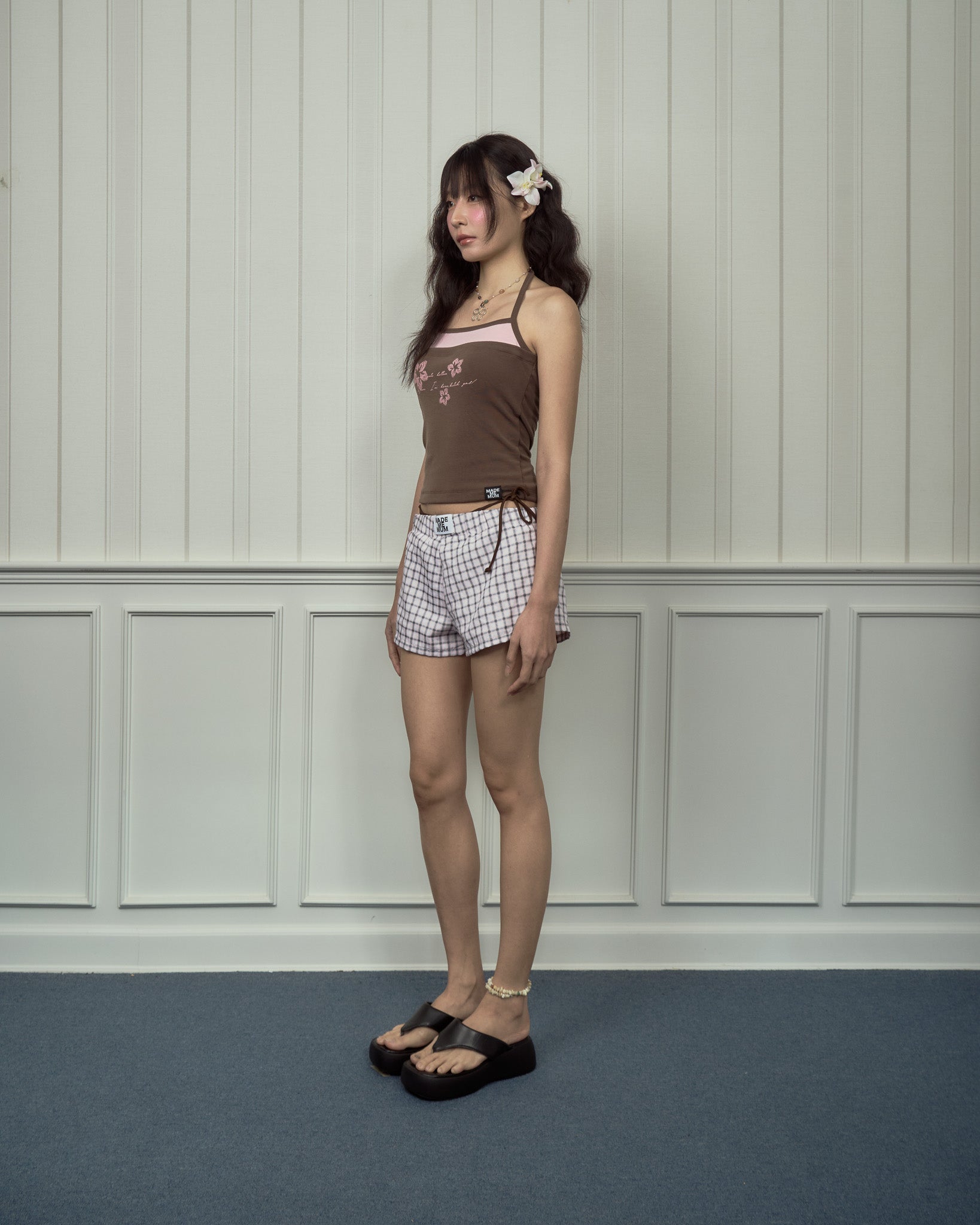 Make me sweat / Tie-neck shirt