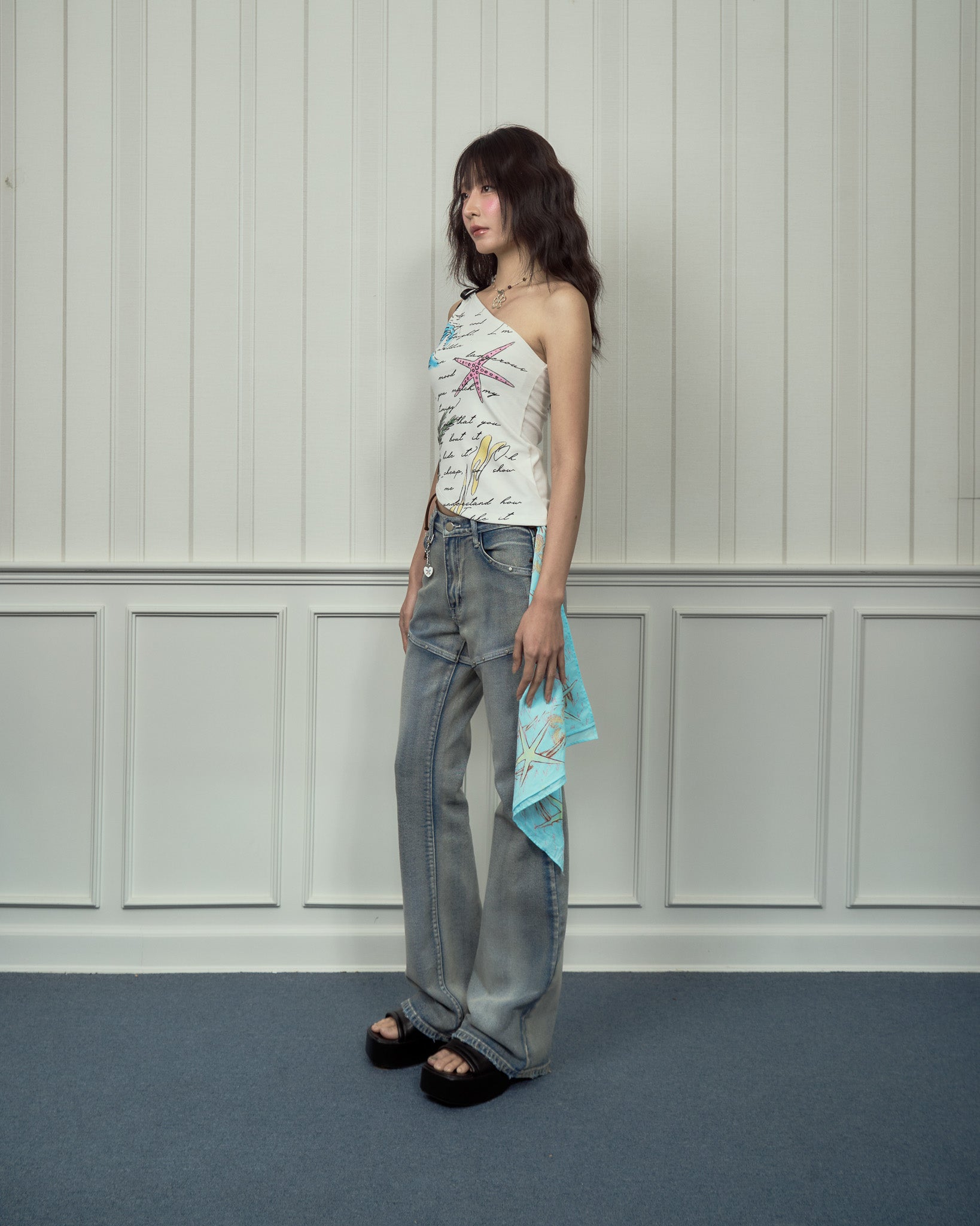 Make me sweat / One-shoulder top