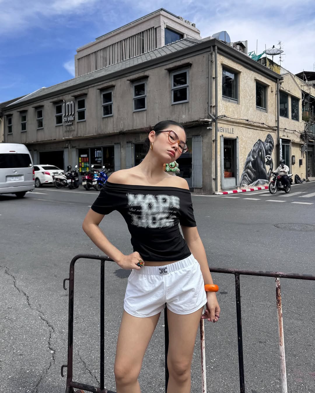 Tasty / Off shoulder